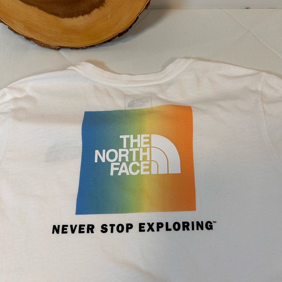 The North Face Women's Short Sleeve T-Shirt White/Apricot Size XL - Picture 6 of 6